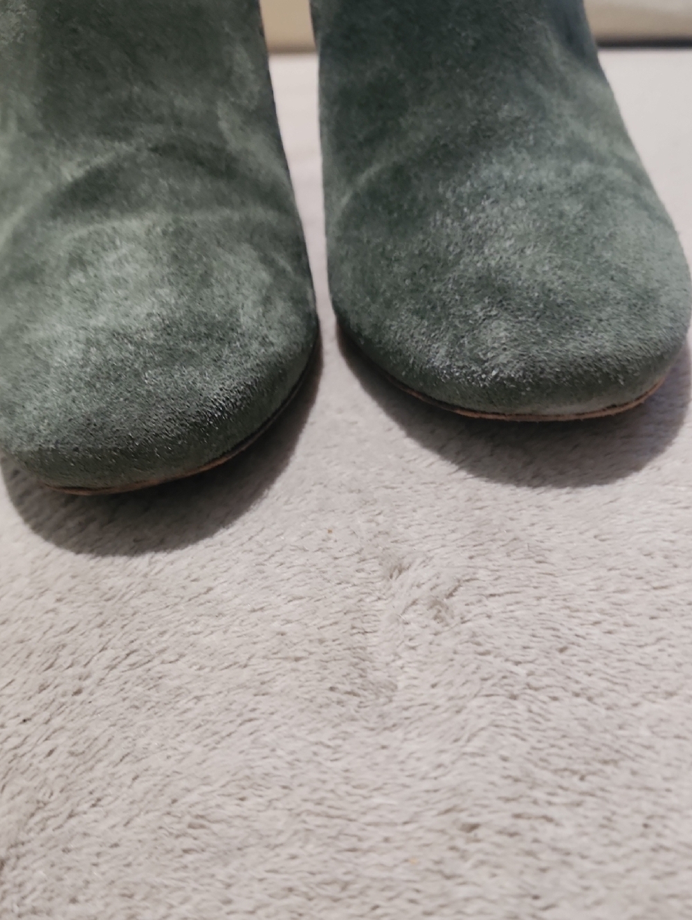 Tory Burch Kira 70mm Stud Suede Bootie in Olive Green - Picture 4 of 12